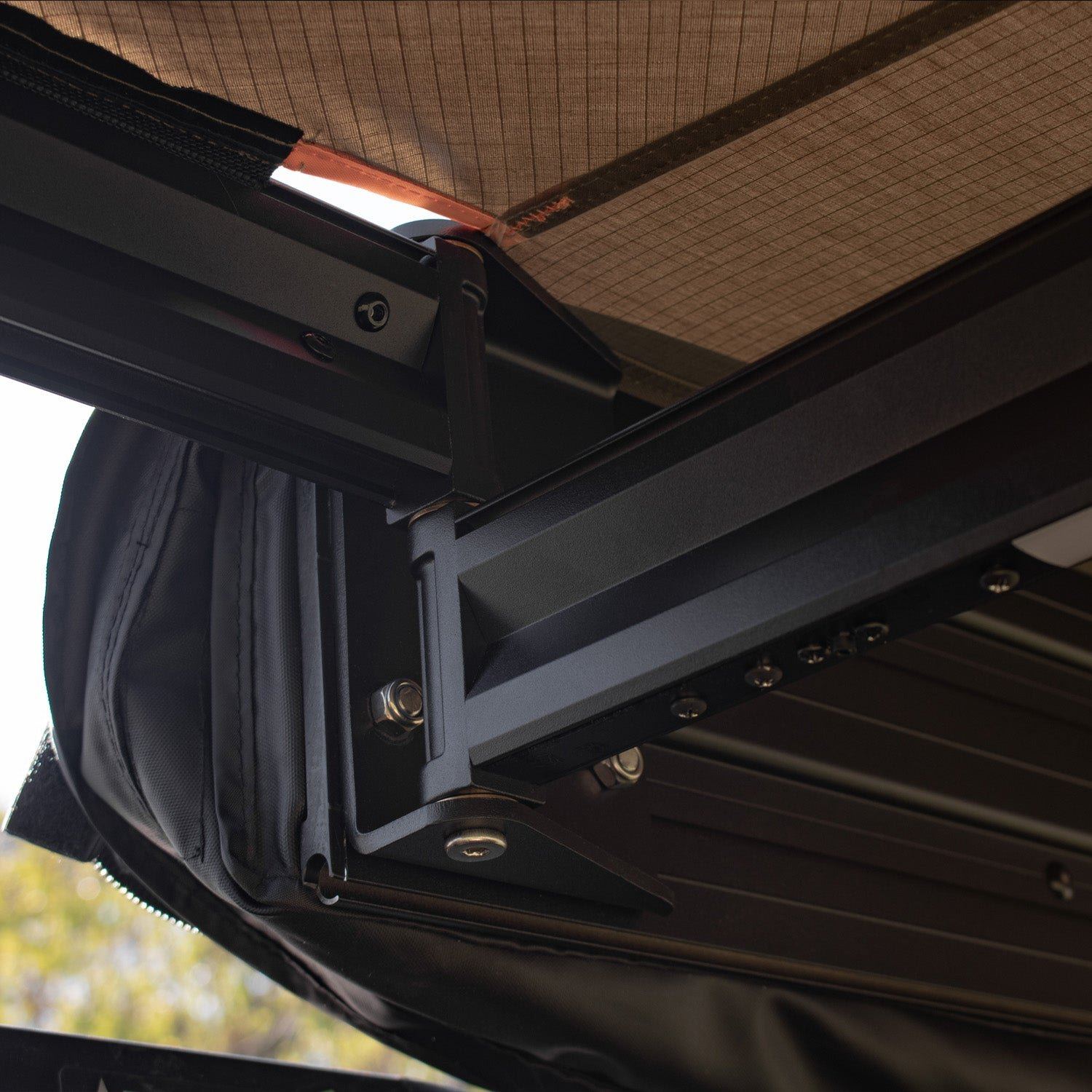Darche Eclipse 270 LED, 270°-Markise, links oder rechts – Ansicht 3